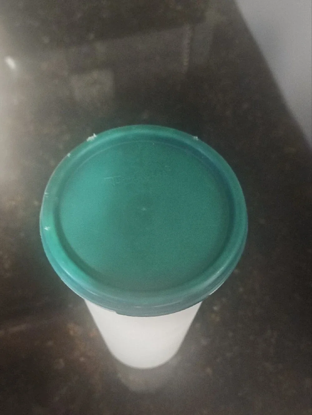Vintage Tupperware  1643-7, Tall Plastic Pasta Storage Container with Green Lid